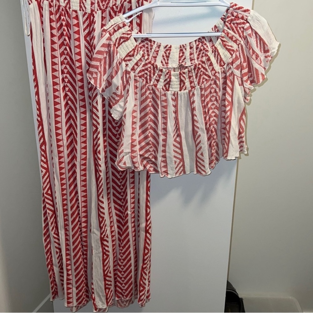 VICI Collection Set - Picture 2 of 5
